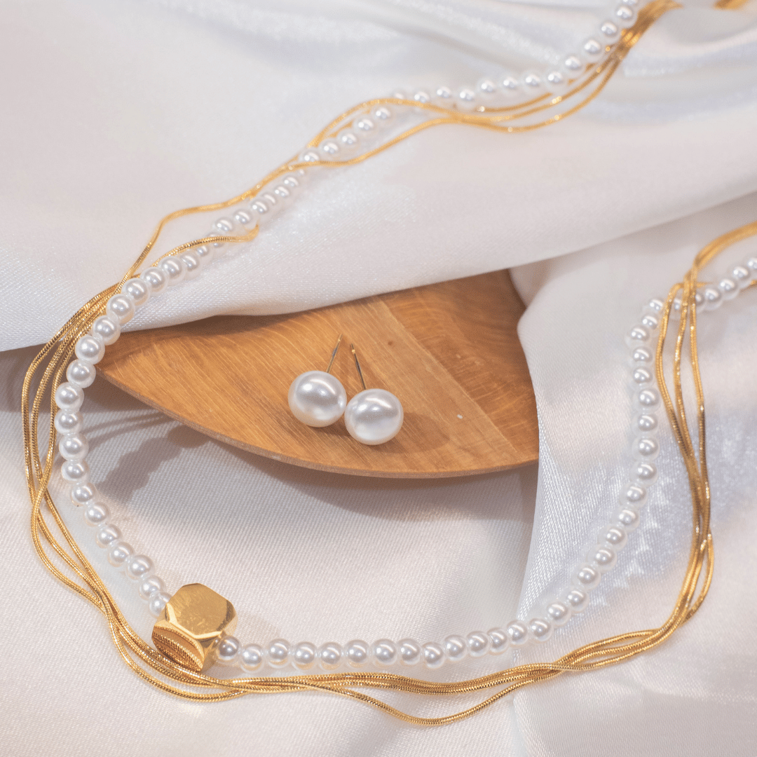 Conjunto em Pérola com correntes - Aço Inox com Banho