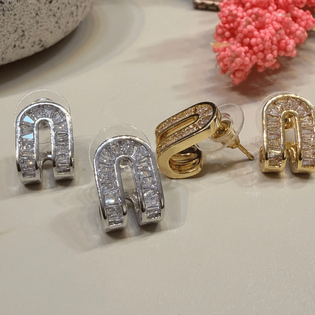 Brinco Cravejado Baguetes - Banhado a ouro