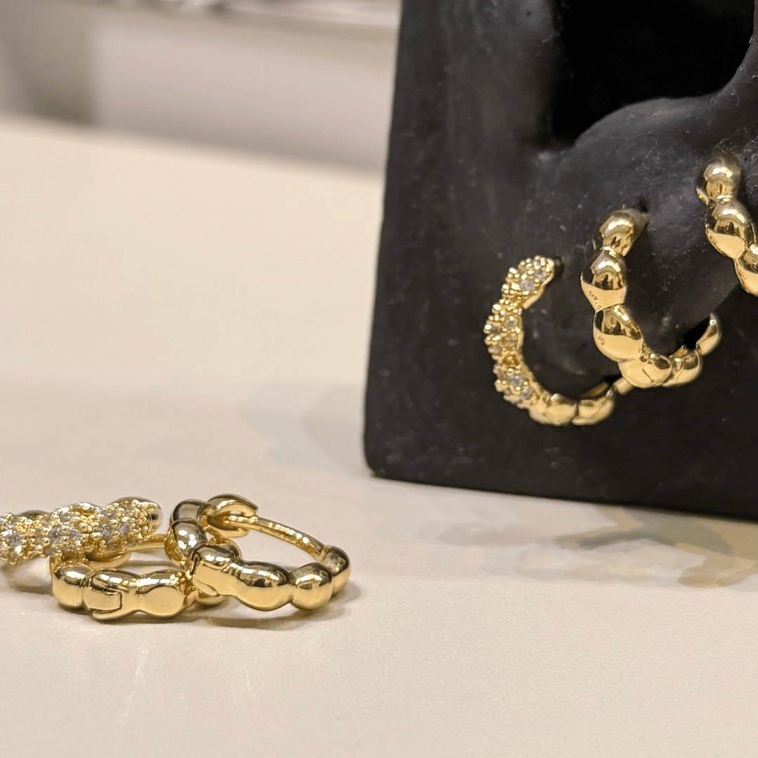 Brinco Trio de Clik Cravejado - Banho de Ouro