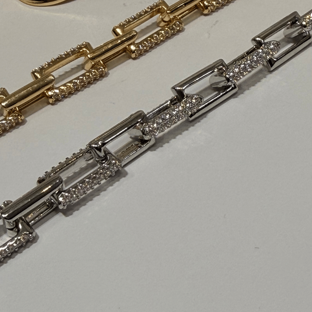 Pulseira Elos retangulares Cravejada - banho de Rodio