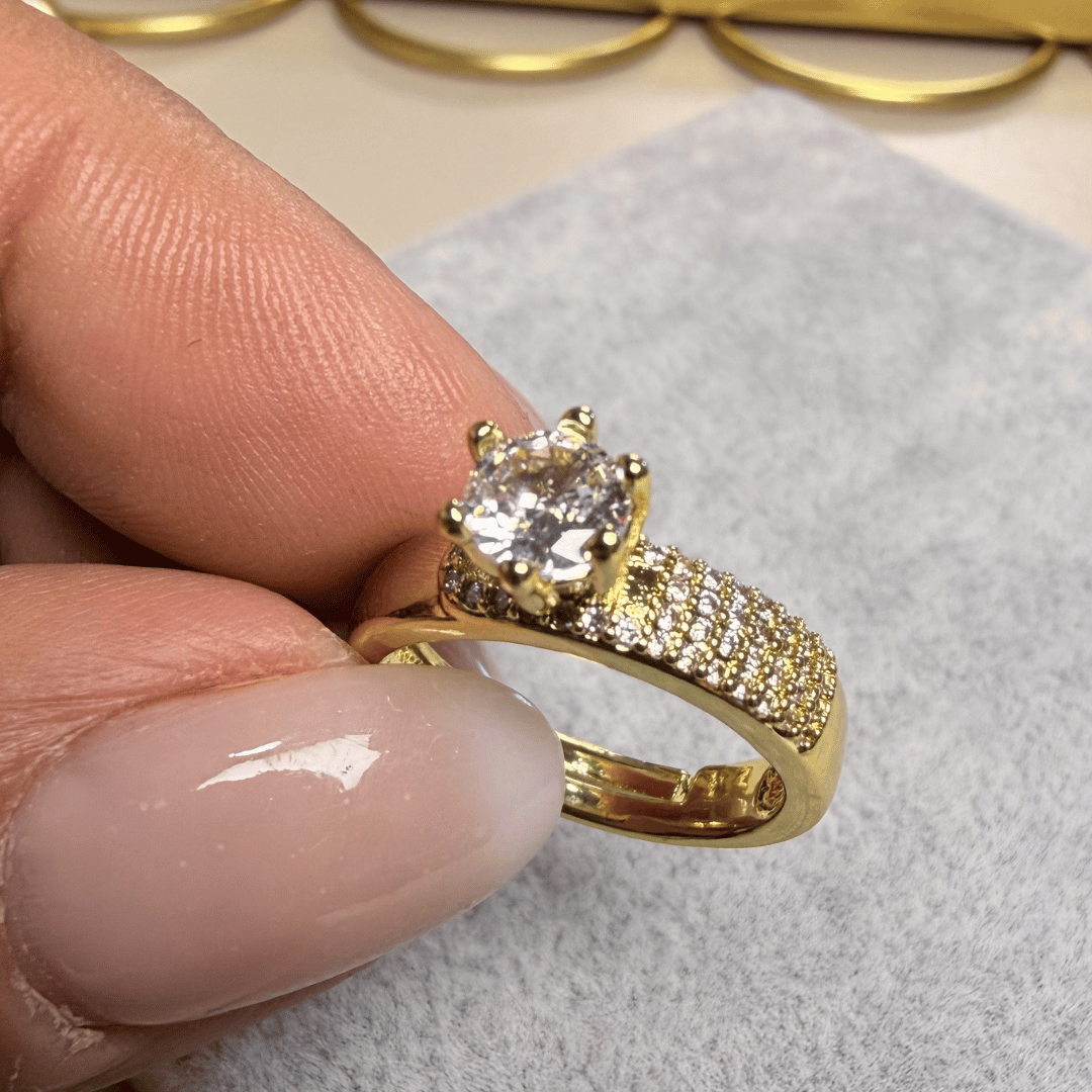 Anel Solitário cravejado - Regulavel