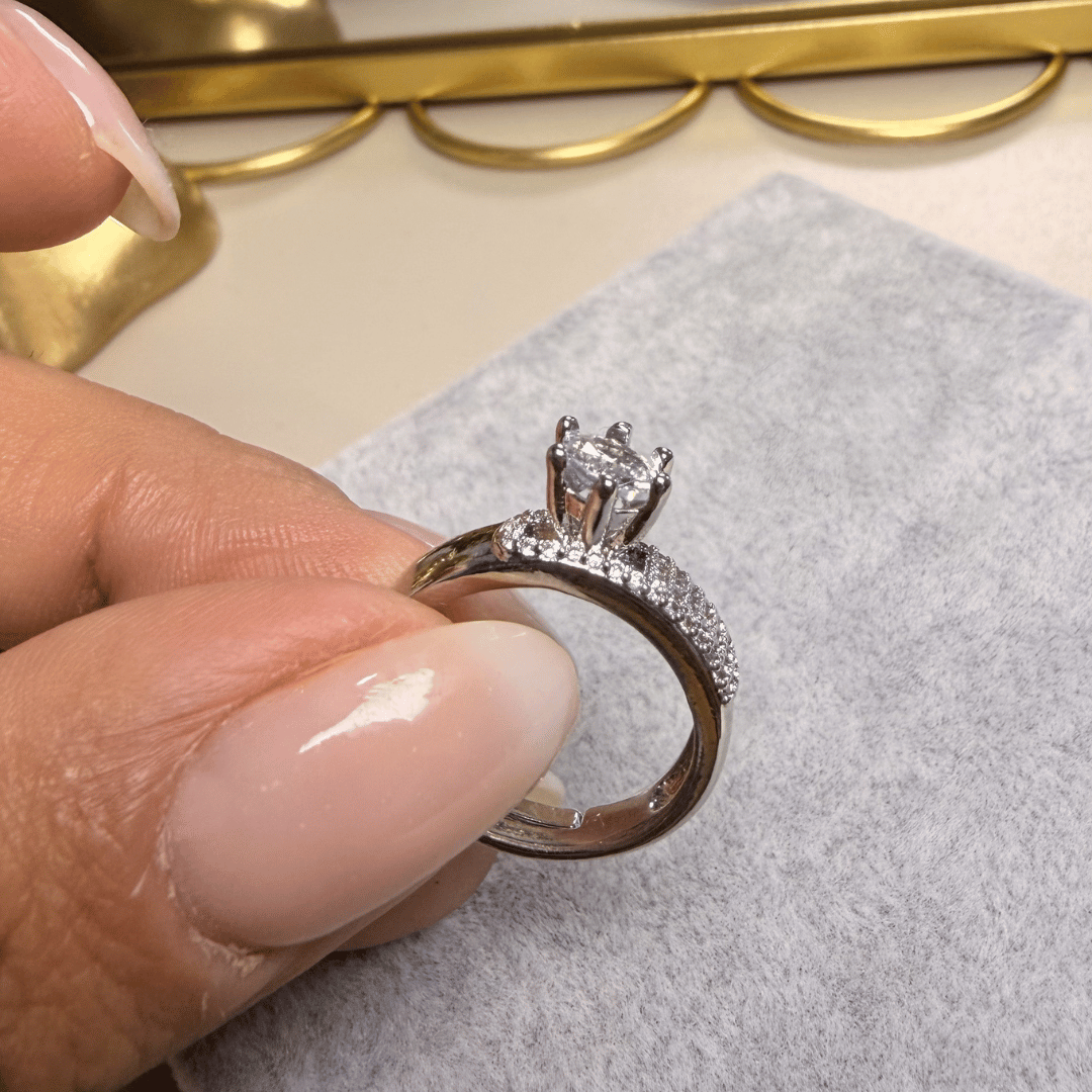 Anel Solitário cravejado - Regulavel