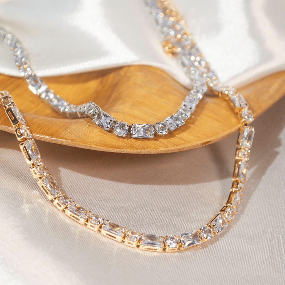 Choker Riviera Pedras Retangulares e Ponto de Luz - Banho de Rodio