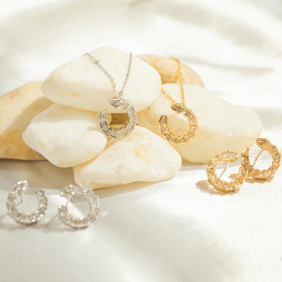 Conjunto Arco Cravejado Baguetes - Banho de Ouro