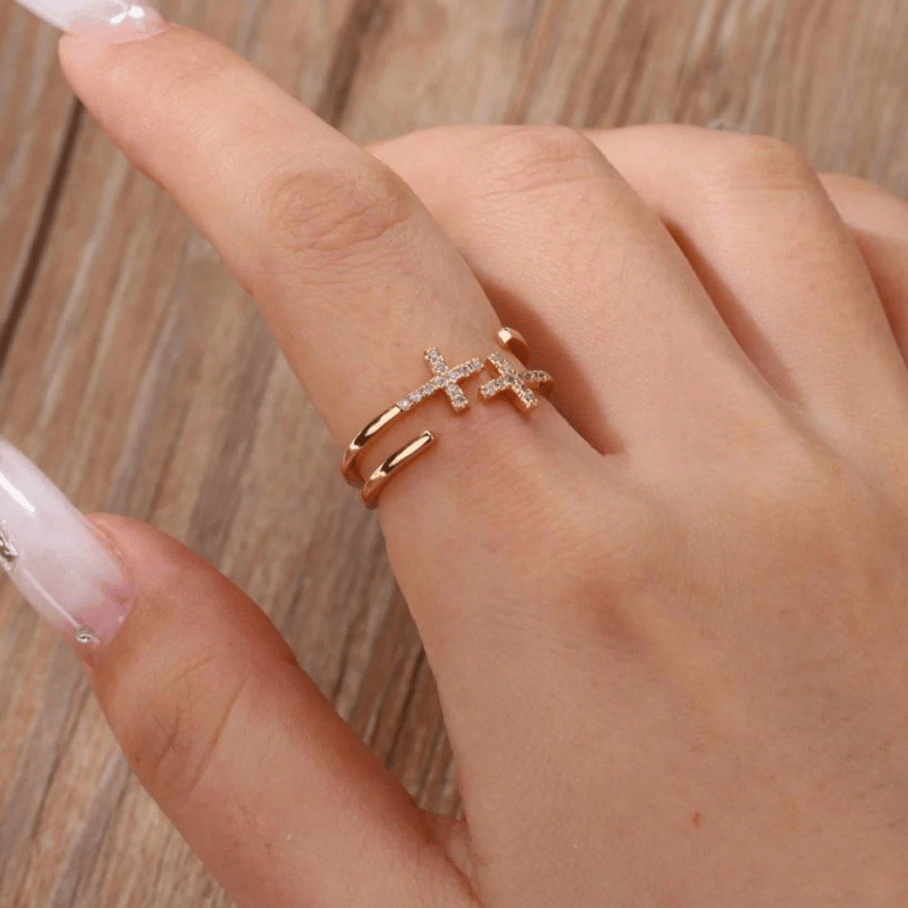 Anel Cruz Cravejada Ajustável - Aço Inox com Banho