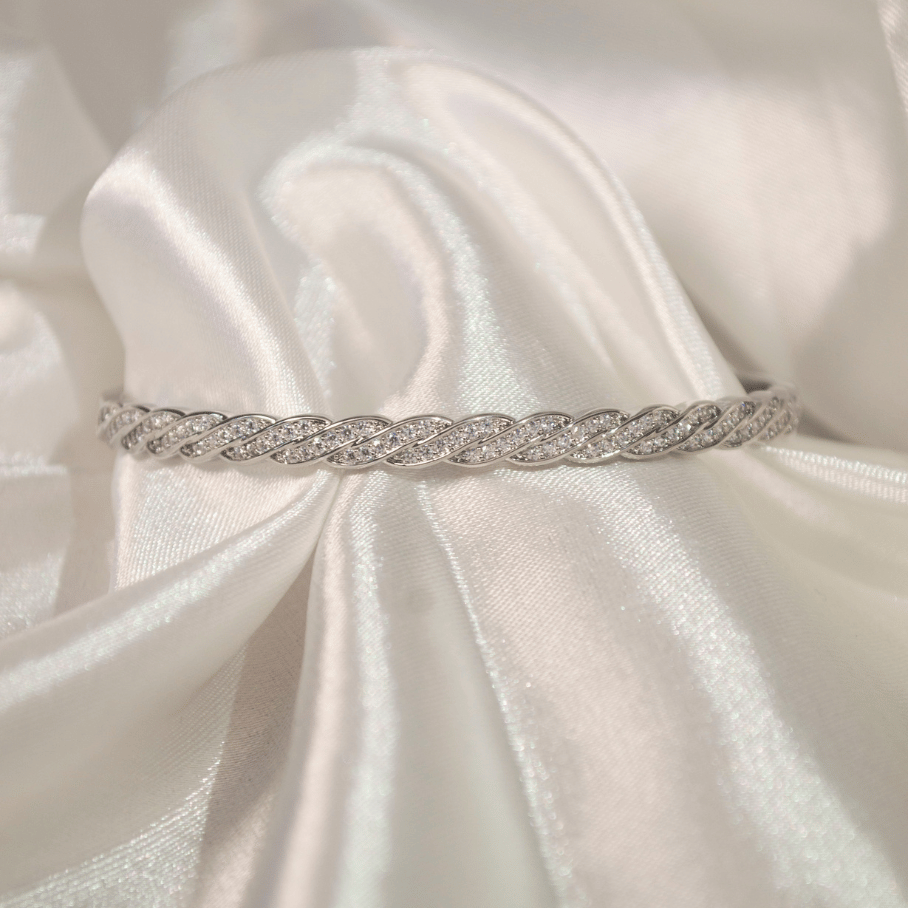 Bracelete Cravejado Trança - Banho de Rodio